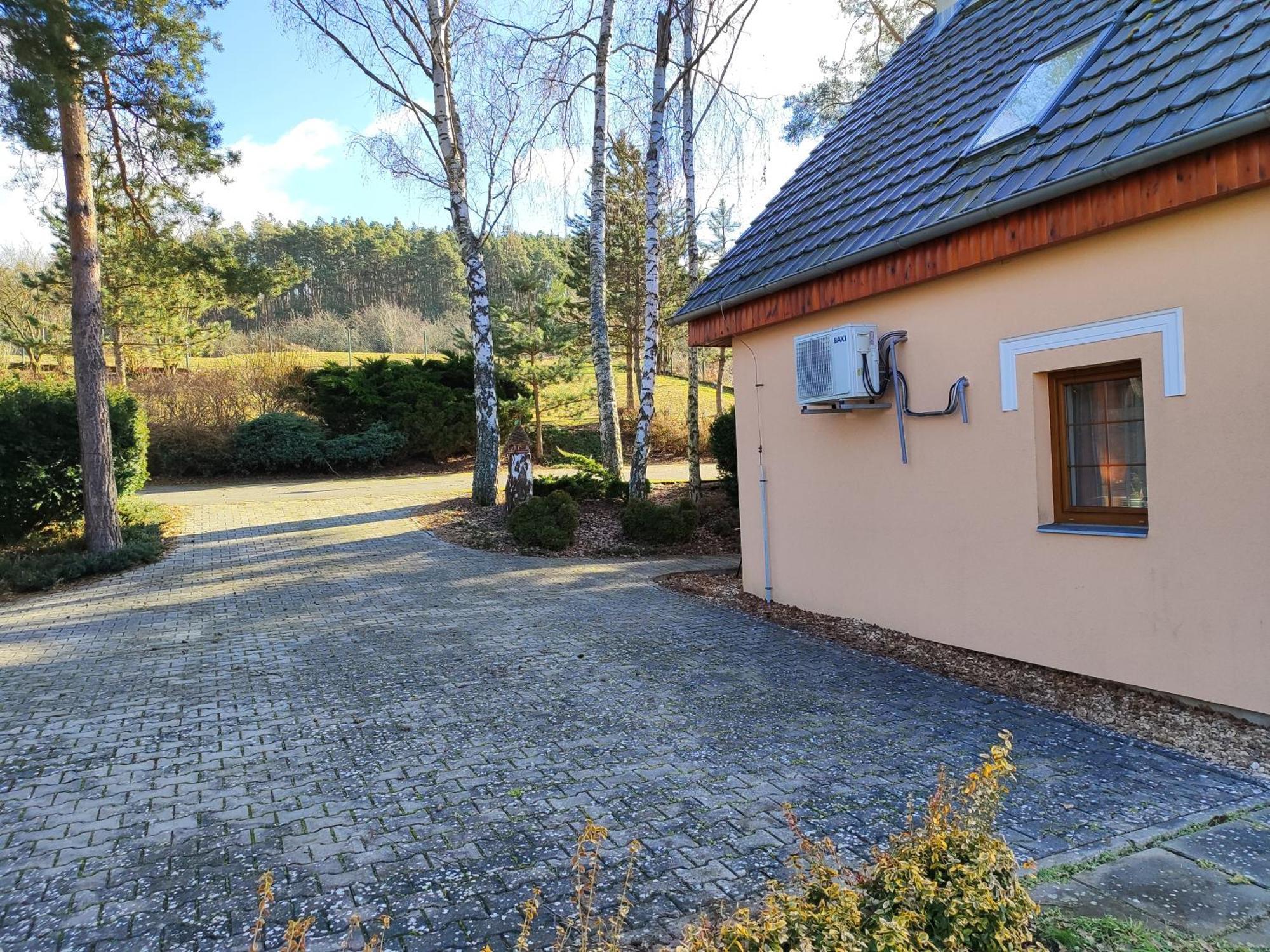 Chaty Kolodeje - Ubytovani U Reky V Soukromem Arealu-Orange Kolodeje nad Luznici Exteriér fotografie